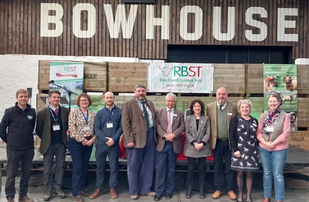 ScotGovRural's tweet image. 📣 A new @scotgov pilot fund with @saos_agri_coops will support small producers to create more localised supply chains and help cut food miles.

@MairiGougeon told the @RBSTrarebreeds conference in Fife this morning. 

#RBSTScot23 #Futureoffarming

gov.scot/news/supportin…