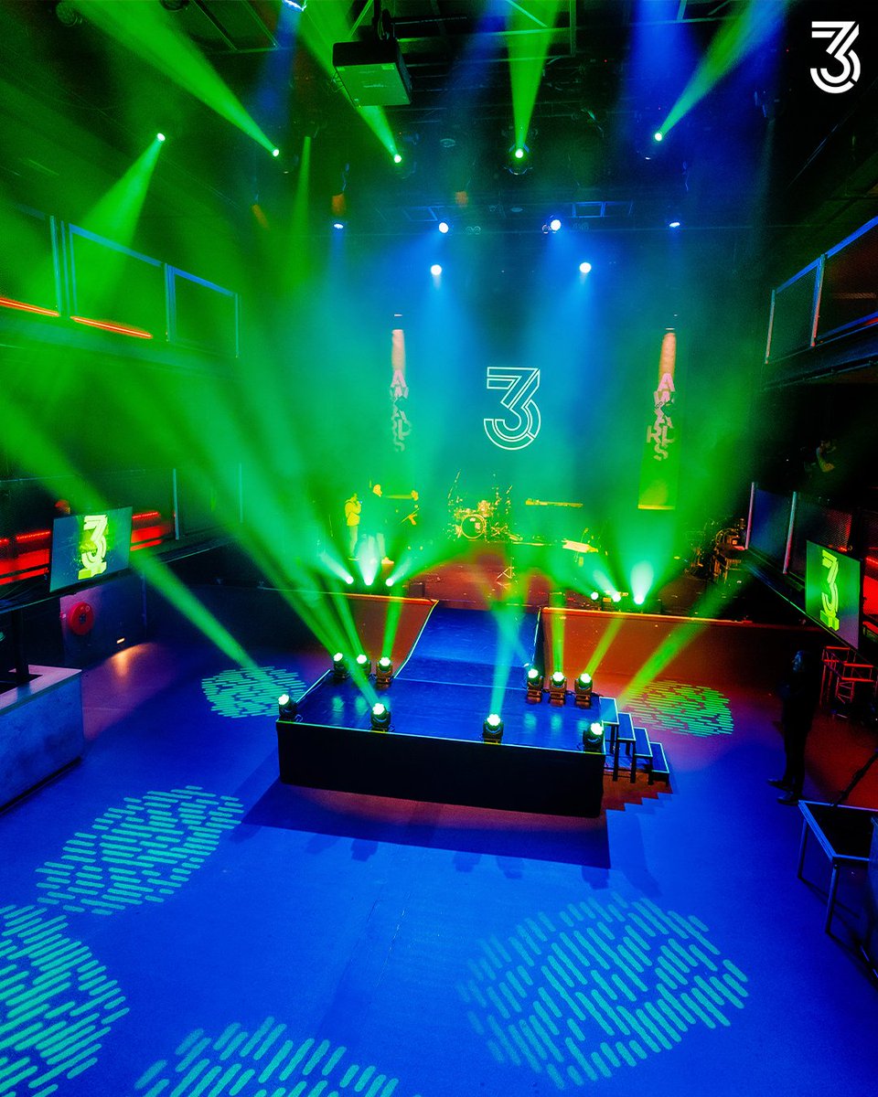 3FM's tweet image. Stilte voor de storm.. 👀✨#3FM #3FMAwards