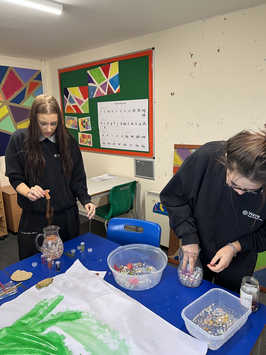 NorthCornwallAP's tweet photo. Arts &amp; Crafts and Lego. Just two out of the six TIS activities that were offered to students at NCA today #thisap https://t.co/GHjShfJmCn
