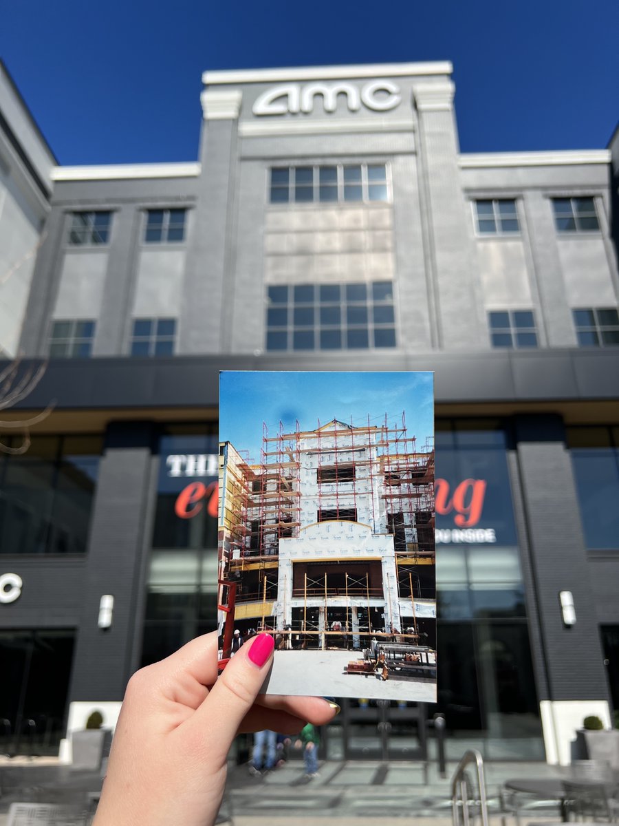 NewportOnLevee's tweet photo. Feeling nostalgic 🥹

A lot has changed in the 20+ years since these photos were taken! Thank you to the community and Levee businesses that support us! Cheers to 20+ more years! 🎉 https://t.co/wNTyZCT6e0