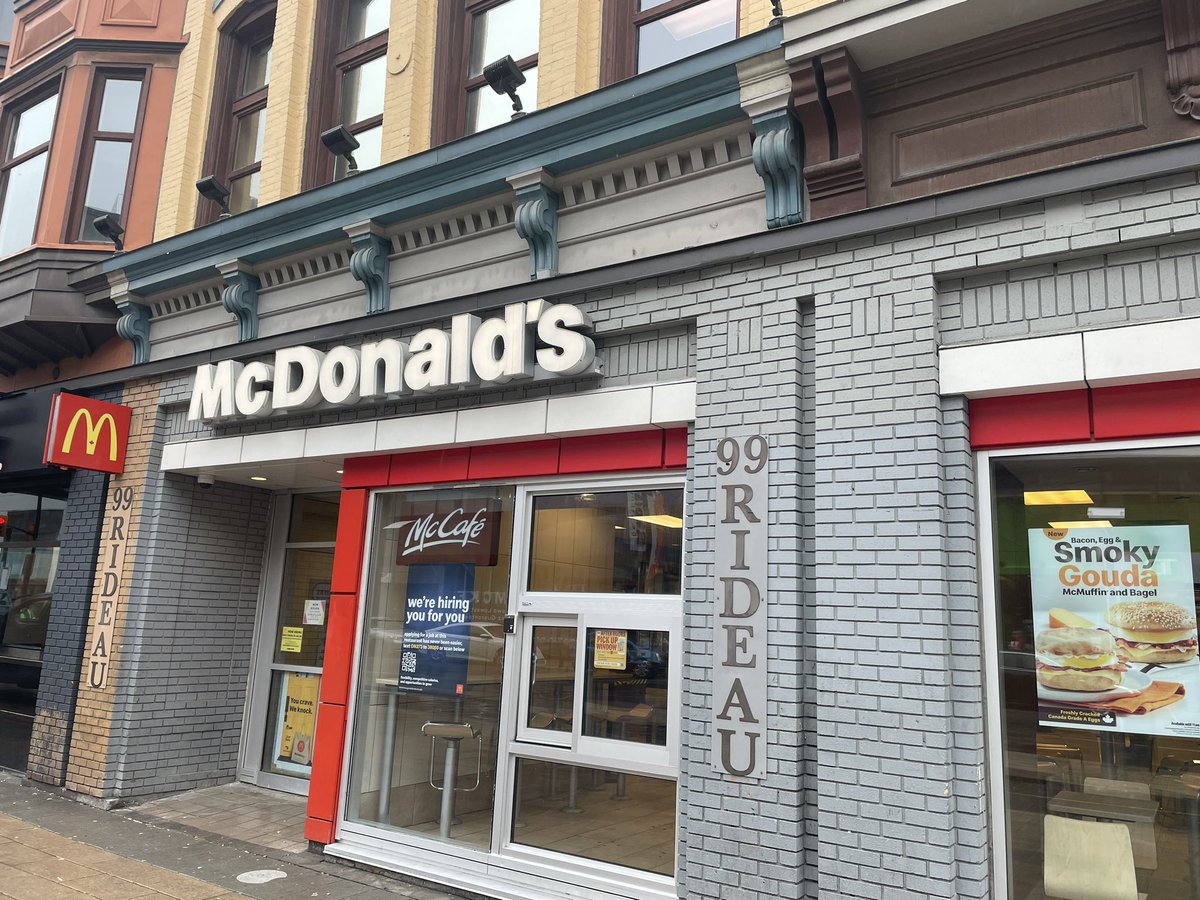 PringleJosh's tweet photo. Let’s be honest, this is the place President Biden should visit in Ottawa. https://t.co/uRVIdfIhGC