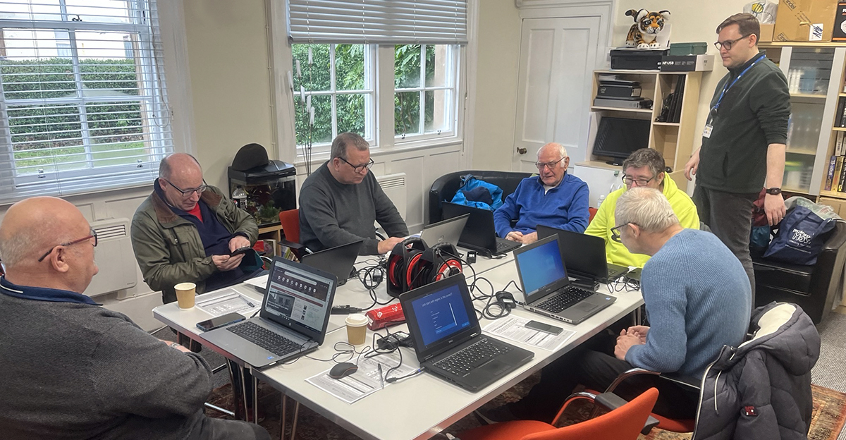 PKHinnovation's tweet photo. We've had a great start to digital groups with @DADSWORK. Our Digital & Wellbeing Coordinator Filip has been on hand to provide support with digital skills. Thanks to @EdinRemakery for donating laptops for these sessions.
Learn more: https://t.co/Am2yYqNx4J https://t.co/XcvcjD1shD
