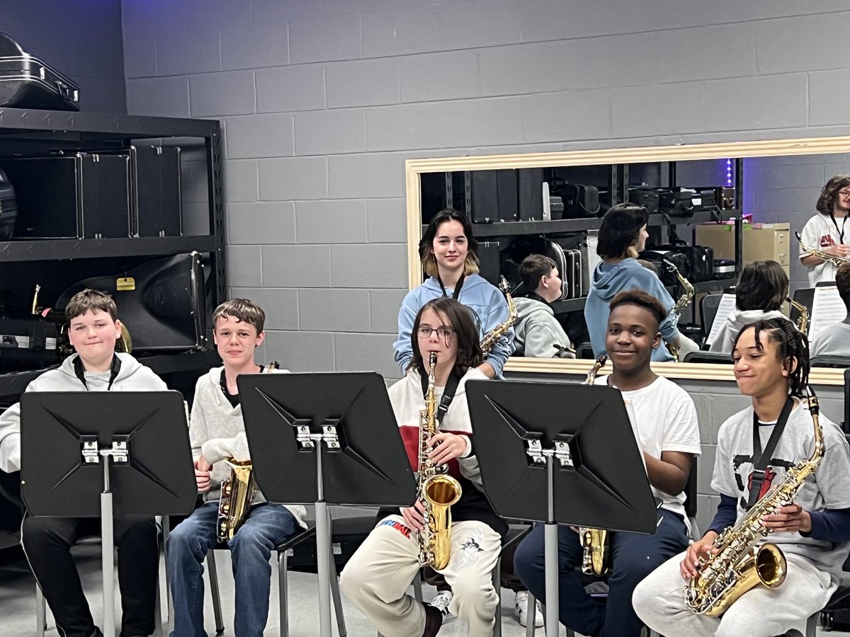 Julie Walker tweet media