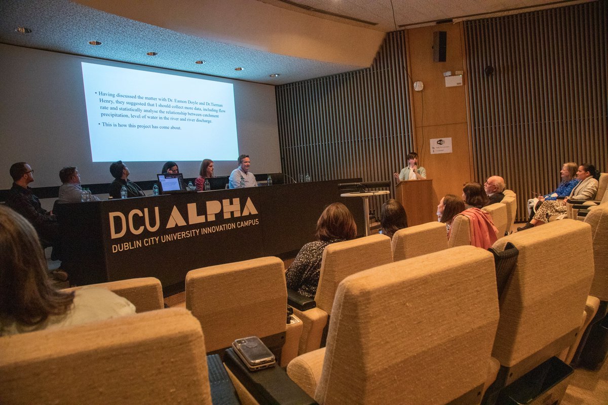 Met Éireann tweet media