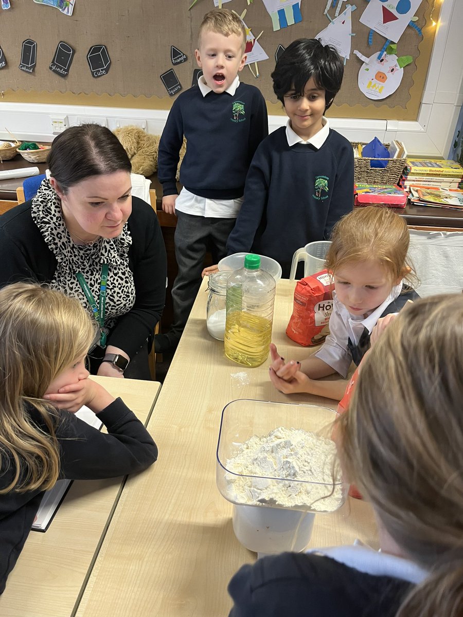 carmondean_ps's tweet photo. Primary 2 have had a busy day preparing for their 1920s themed tea party tomorrow! They made homemade butter by shaking up double cream! They also made some old fashioned bread rolls which they had to measure out, mix and knead into the dough! https://t.co/AuUwy4CBP5
