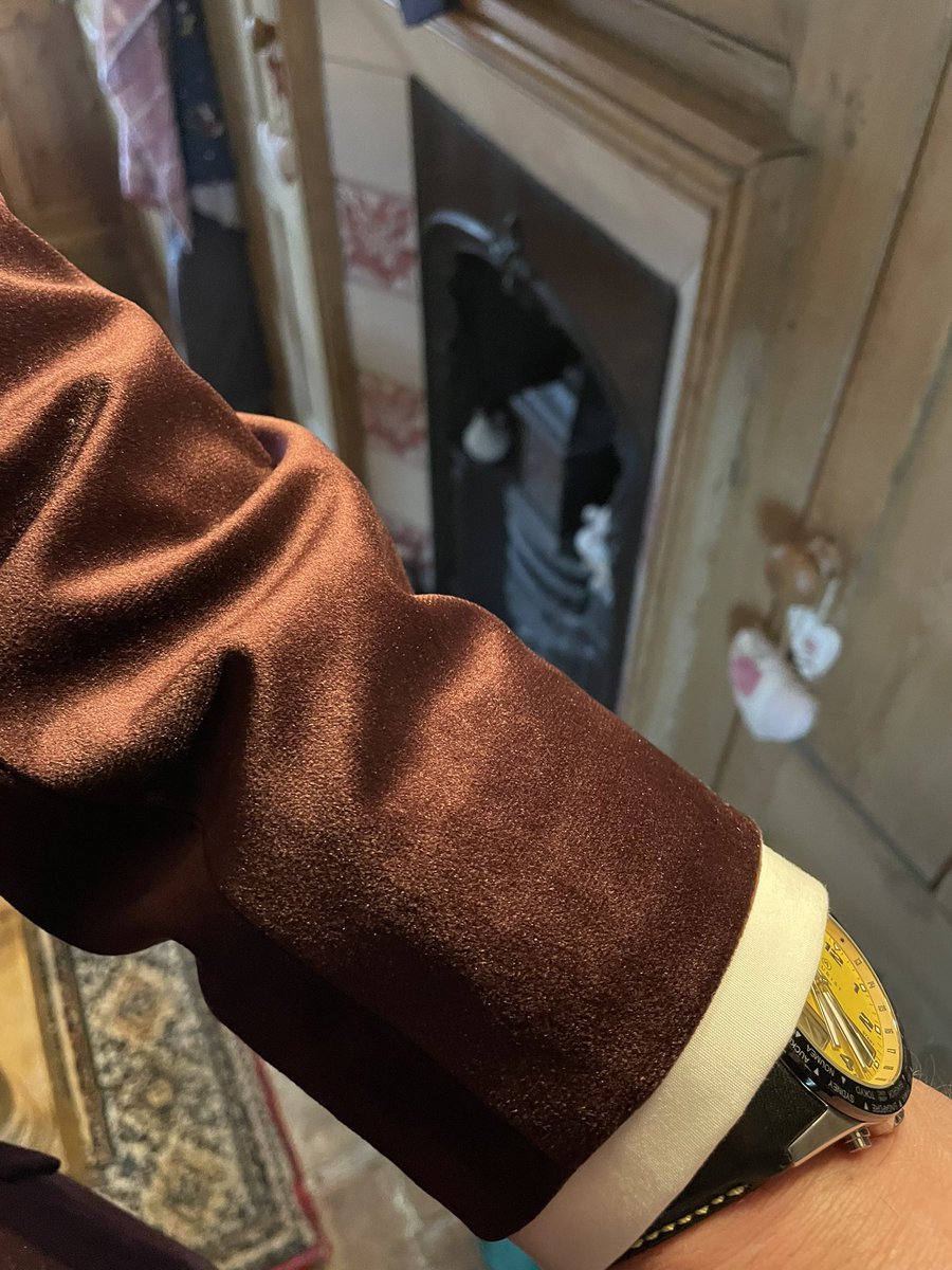 MrKitchen007's tweet photo. #MKBAA Deep Red Velvet! That is all.. https://t.co/F1SHDfbKNt