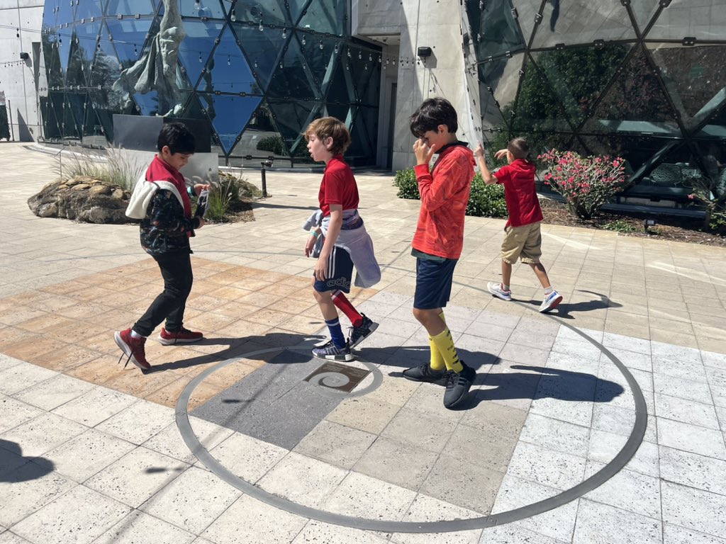 Leila Kanzer tweet media