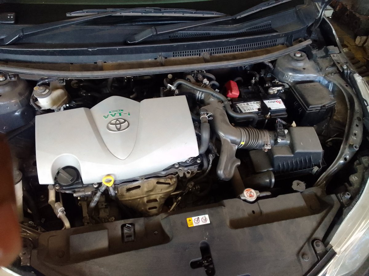 chillizee's tweet image. Toyota yaris 2NR in for an overhaul.