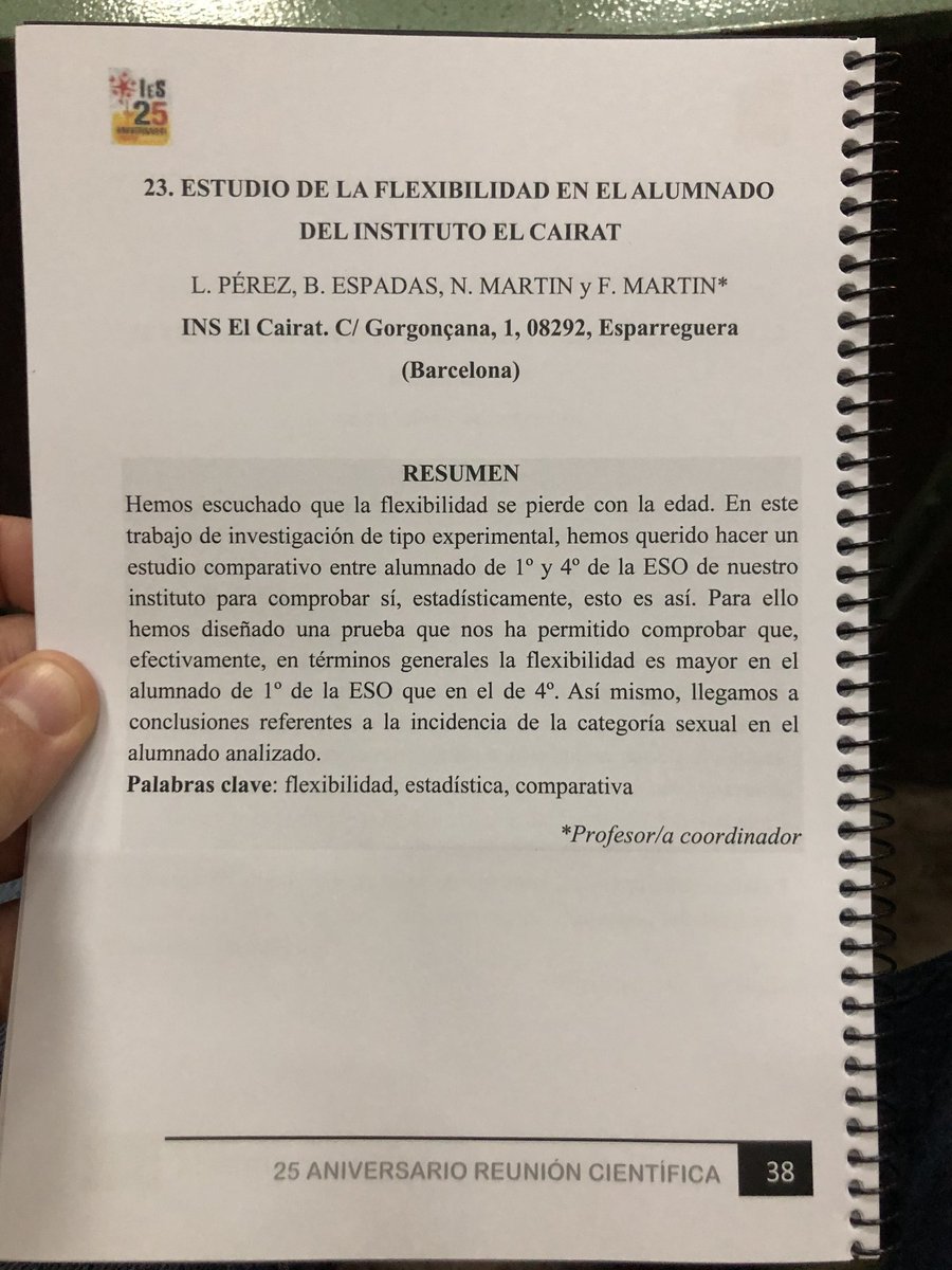 INSElCairat's tweet photo. Per la tarda ha arribat el nostre torn de defensa. Ens emportem una gran experiència. Gràcies #Exporecerca i gràcies Reunion Científica Caceres 2023 ☺️ https://t.co/lgf5iPjNoY