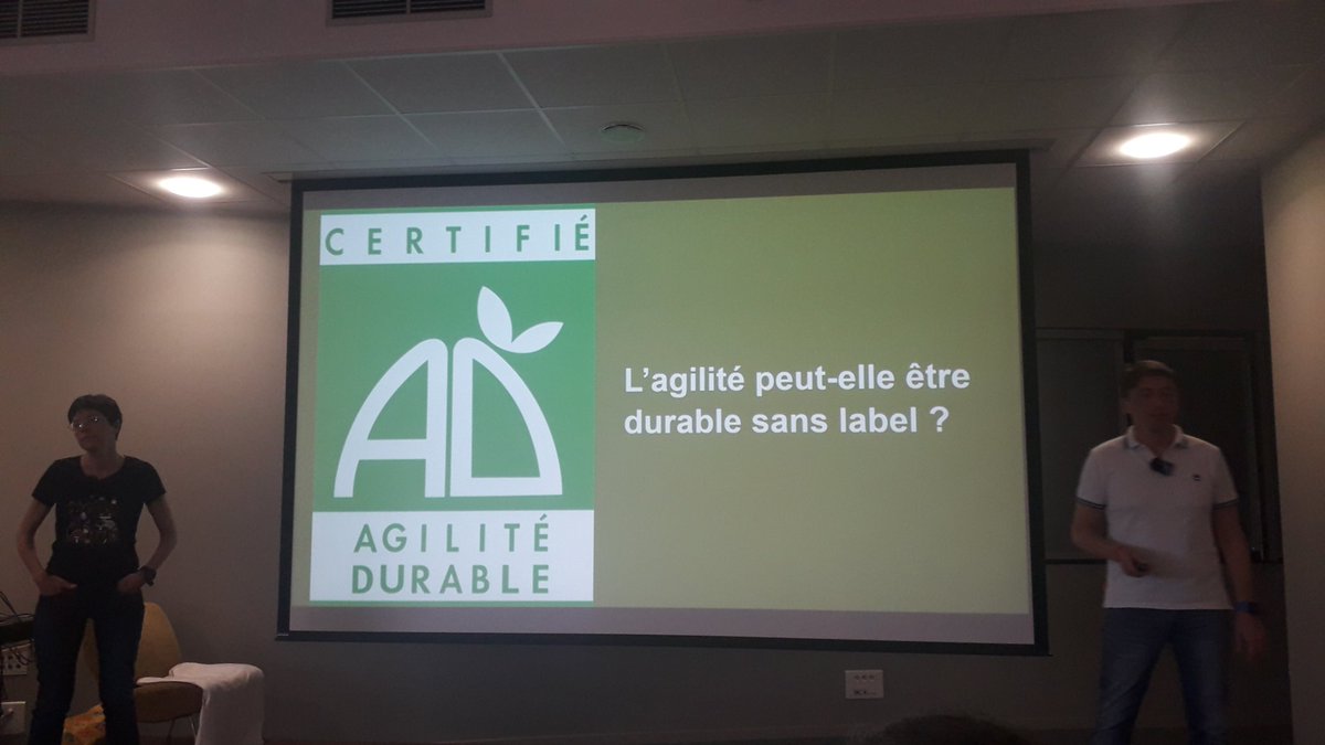bartlettstarman's tweet photo. Fin de première journée avec Stéphanie Nicolet et @DominiqueGAUCH4 #agnrt https://t.co/g8Qk8LRT9o
