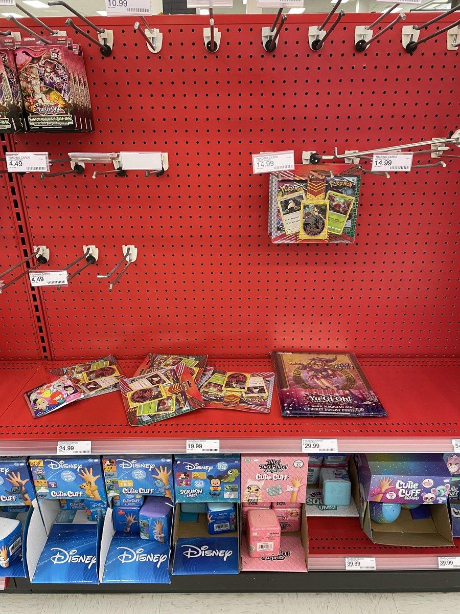 keeshtihn's tweet photo. @PokemonTCGDrops Target in Wheaton Mall, MD is looking…sad 😹 https://t.co/qPCFv7e346
