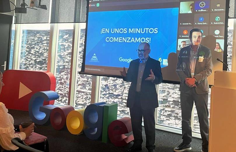 AMDAMX's tweet photo. #EventosAMDA
Nuestro presidente ejecutivo #GuillermoRosalesZárate inauguró el curso híbrido 'El futuro de Analytics: Beneficios de la actualización a Google Analytics 4' organizado con @googlemexico y @govirtualmx https://t.co/Dk6BbeO6Rr