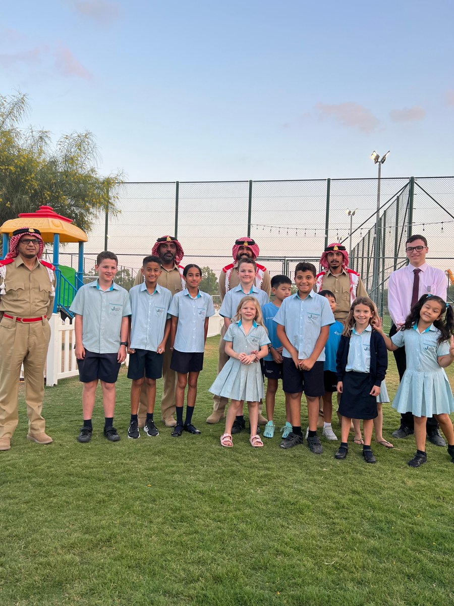 jebelalischool's tweet photo. Thank you @DAMACHILLS for inviting JAS to take part in the time-honoured tradition of the iconic Ramadan cannon at the first @DAMACHILLS community Midfa Al Iftar with @DubaiPoliceHQ - a lovely opportunity for #JASfamilies and the community to come together.
#JASFamily @Taaleem https://t.co/UOSpTGbxMF