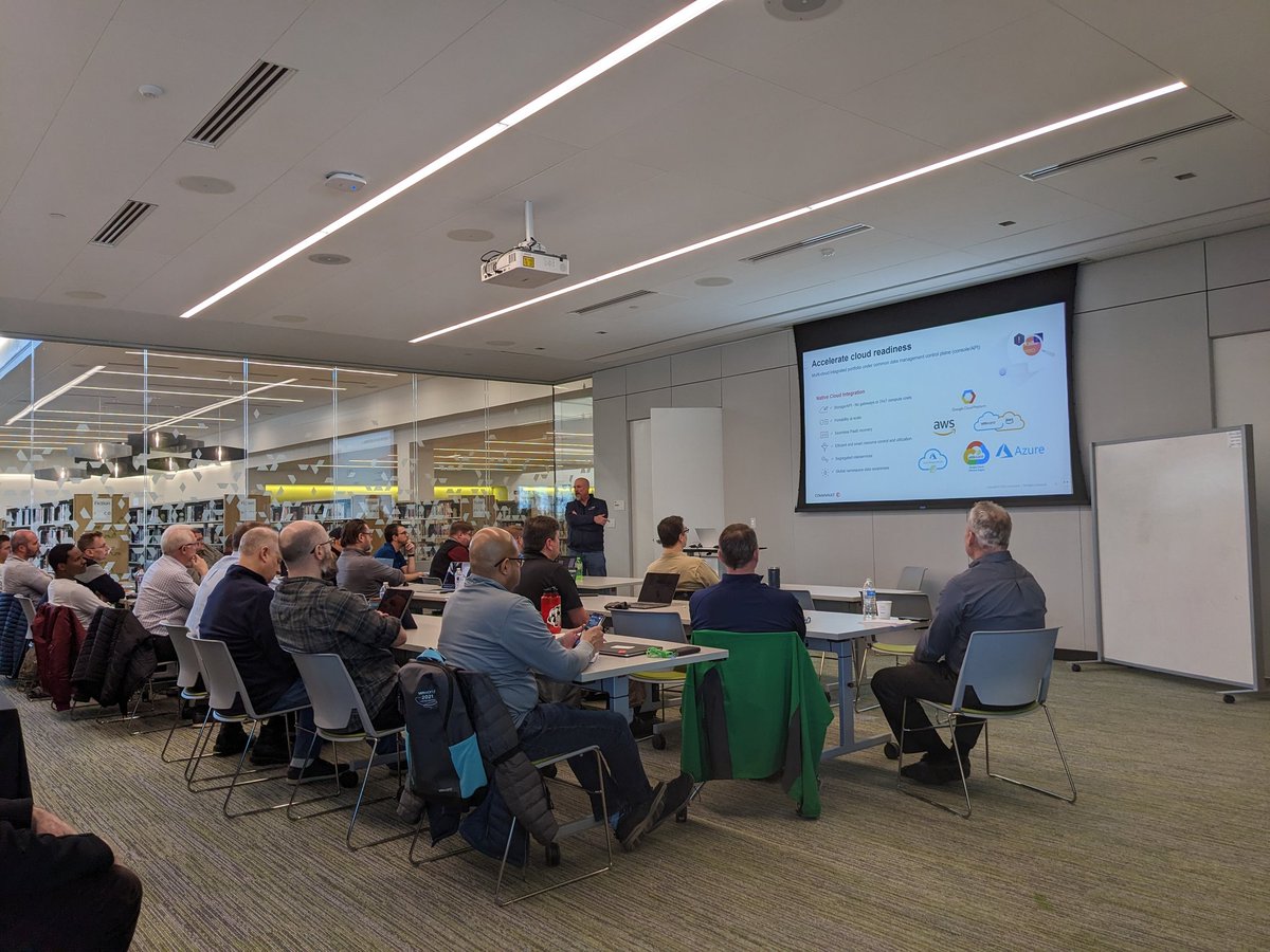 Minneapolis VMware User Group (VMUG) tweet media