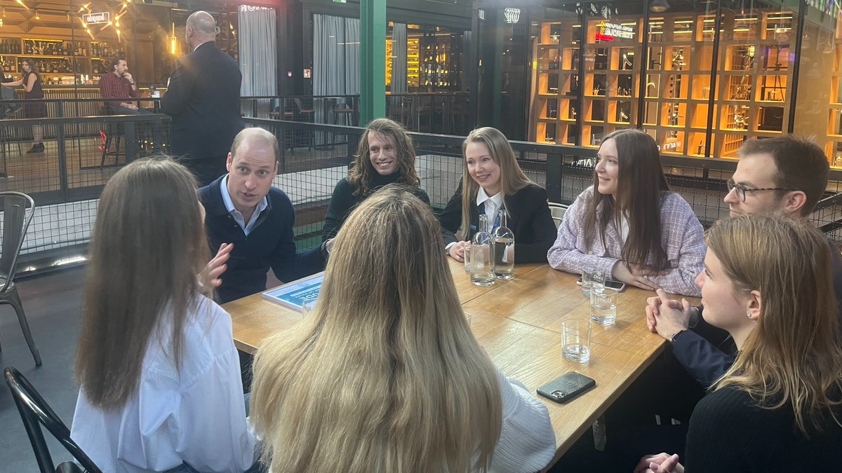 IOMPoland's tweet photo. Today in Warsaw, William, Prince of Wales, spoke with Ukrainians who fled the war about their experiences. Emotions ran high as they shared their stories of resilience and courage in making the difficult journey from #Ukraine 🇺🇦 to Poland 🇵🇱 after the eruption of full-scale war. https://t.co/gmQNxhHoap