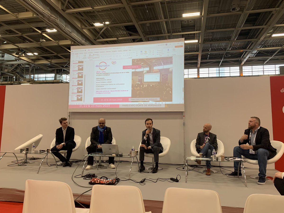 Le #Portail_IE a répondu présent lors d’une table ronde donnée au forum i-expo. 
Il en a profité pour partager sa longue expérience et sa vision de l’#IntelligenceEconomique et de la #veille