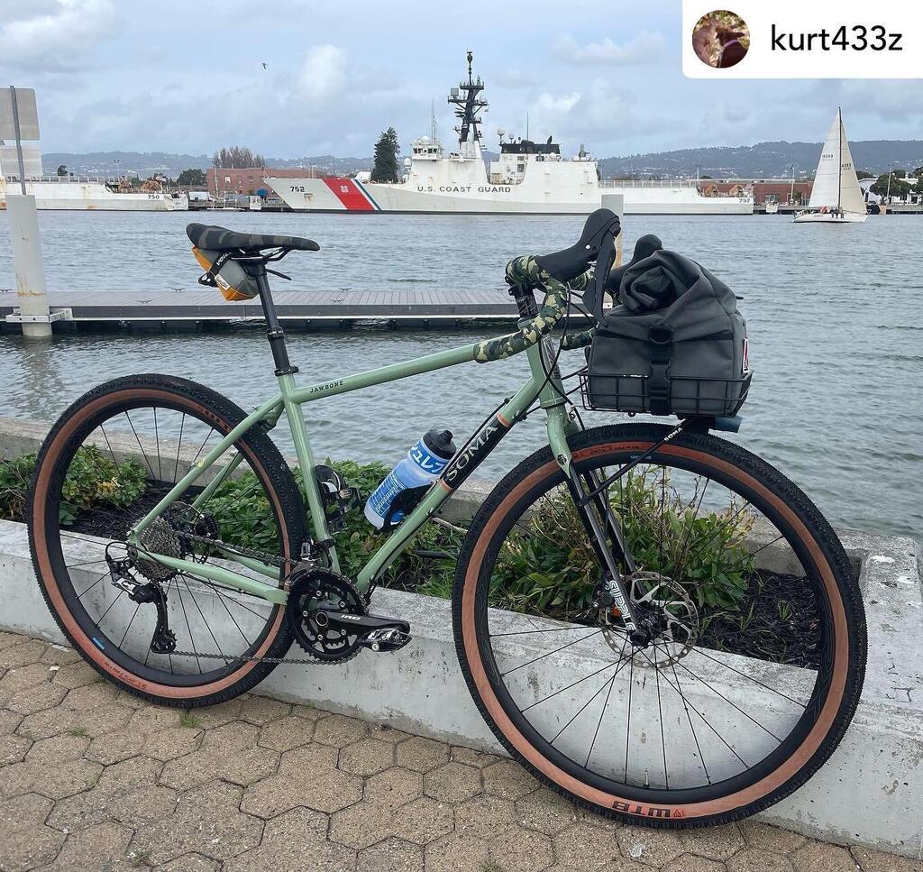 #bikesandboats
Good lookin’ <a href="/somafab/">Soma Fabrications</a> Jawbone! Sage paint and brownwall @wildernesstrailbikes tires 👌
Then there is that two-tone fork! 

Posted <a href="/withregram/">Repost app</a> • <a href="/kurt433z/">NoBodyCool</a> Sundays instagr.am/p/CqIx0UypcIo/