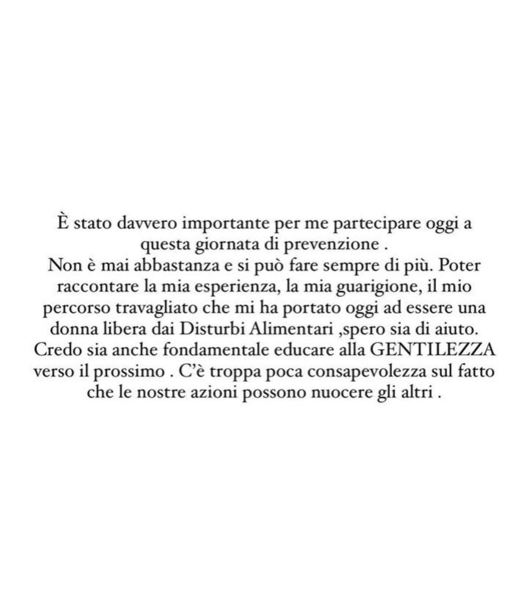 SonySon96916254's tweet photo. Bellissima giornata oggi, a #Messina #RosalindaCannavó ospite d'onore dove si è parlato di una tematica molto importante #DCA e parlarne nn è mai abbastanza... 💜 #nobodyperfect #disturbialimentari #ilriflessodime #zengavo https://t.co/nV7SkgK4lh
