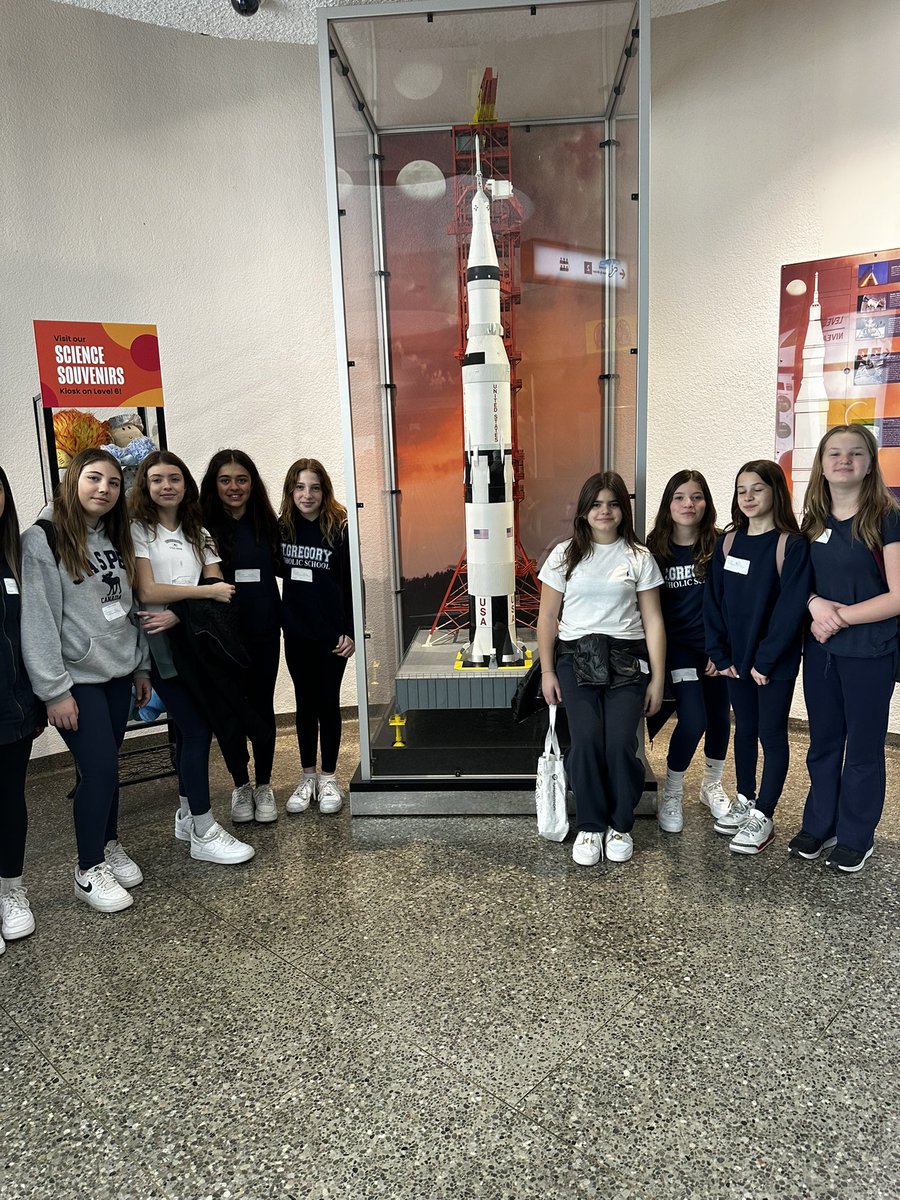 msmarinelli's tweet image. Exploring the many units of @StGregoryCS  #grade6 #scienceprogram @OntScienceCtr #biodiversity #space 🚀 #stem #steam #ontarioed