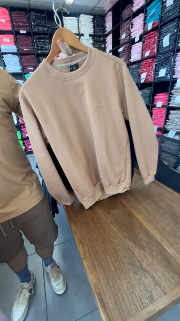 MeloRuama's tweet photo. Moda masculina @sobretom.br no @fashionbrasoficial 

#moda #fashion #bras #novidades #fabrica #diretodafonte #ruamamelo #atacado https://t.co/sthD6TmwqX https://t.co/c5AjdFQBBo