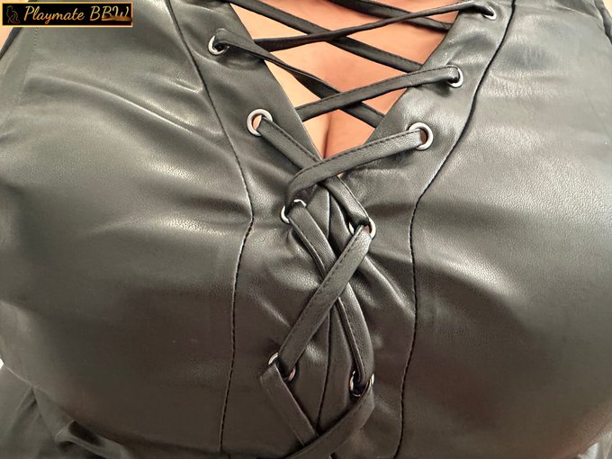 Hello Boys! @leatherbykarina @LeatherNo @leatherlatexpvc @LeatherMilfs @Letefetiism @Mrsleather2 https://t<a class="tags" href="/tag/leatherbykarina">@leatherbykarina</a><a class="tags" target="_blank" title="On Twitter" href="/?out=eyJ0eXAiOiJKV1QiLCJhbGciOiJIUzUxMiJ9.eyJpYXQiOjE3MjYyMTM3OTEsImlzcyI6InR3cG9ybnN0YXJzLmNvbSIsIm5iZiI6MTcyNjIxMzc5MSwiZXhwIjoxNzU3NzQ5NzkxLCJyZWRpcmVjdF91cmwiOiJodHRwczovL3R3aXR0ZXIuY29tL0xlYXRoZXJObyJ9.-iSgWa_cRz19cX4TOjr1n2z7KIZyBGnU7Yfsmd9y1g1GuJF-SJrQj6RKvDq1H5IionFATXr1yOfejsav-9XrdA">@LeatherNo</a><a class="tags" target="_blank" title="On Twitter" href="/?out=eyJ0eXAiOiJKV1QiLCJhbGciOiJIUzUxMiJ9.eyJpYXQiOjE3MjYyMTM3OTEsImlzcyI6InR3cG9ybnN0YXJzLmNvbSIsIm5iZiI6MTcyNjIxMzc5MSwiZXhwIjoxNzU3NzQ5NzkxLCJyZWRpcmVjdF91cmwiOiJodHRwczovL3R3aXR0ZXIuY29tL2xlYXRoZXJsYXRleHB2YyJ9.6dMuPav-PHbwHi9T-gfN7o-MCfXsIUM__k1zxmOaQKPaKmhYnZDWvts6qlHIhw__fVT5rLQp78If1F2A8Mn0ng">@leatherlatexpvc</a><a href="/tag/lace"class="tags"><span>#lace</span></a><a href="/tag/bootsnleather"class="tags"><span>#bootsnleather</span></a><a href="/tag/bbwbootylicious"class="tags"><span>#bbwbootylicious</span></a>