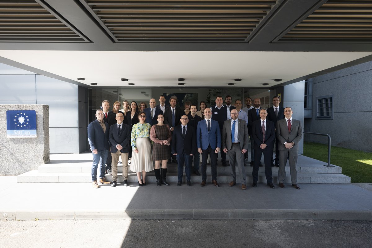 eusatcen's tweet photo. 🚀We had a fantastic day hosting the EuCB Satellite Imagery Core Group, with representatives of @Europol &amp; 🇪🇺Member States, for an insightful #workshop on the #CopernicusSEA service. A great opportunity to exchange ideas &amp; discuss cooperation! 

More 👉 https://t.co/tX8Bzn9N27 https://t.co/BV64vqojxz