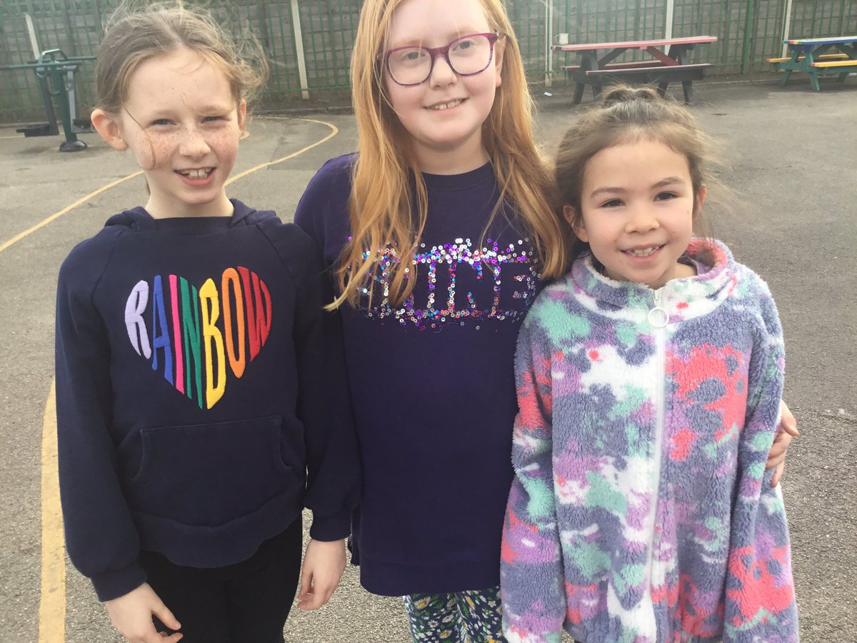 HolyFamilyRE1's tweet photo. Last week, @HFyear4 wore their bright colours on support of @CAFOD and our Lenten fundraising. #FaithFamilyFriendship https://t.co/8v8Kcx44Xq