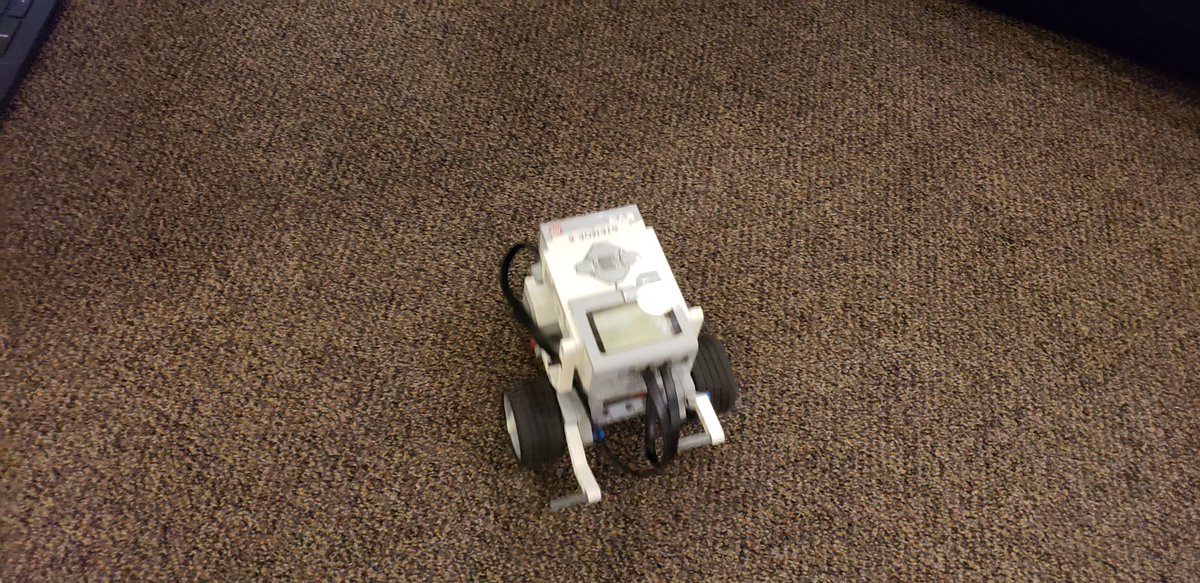 ttuwcoeoe's tweet image. Thank you to the Westminster Presbyterian Church for having @techroboticsorg host a robotics night for the families! Students of all ages got to learn about LEGO robotics and programming!
#legorobotics #stemoutreach #techrobotics #futureengineers