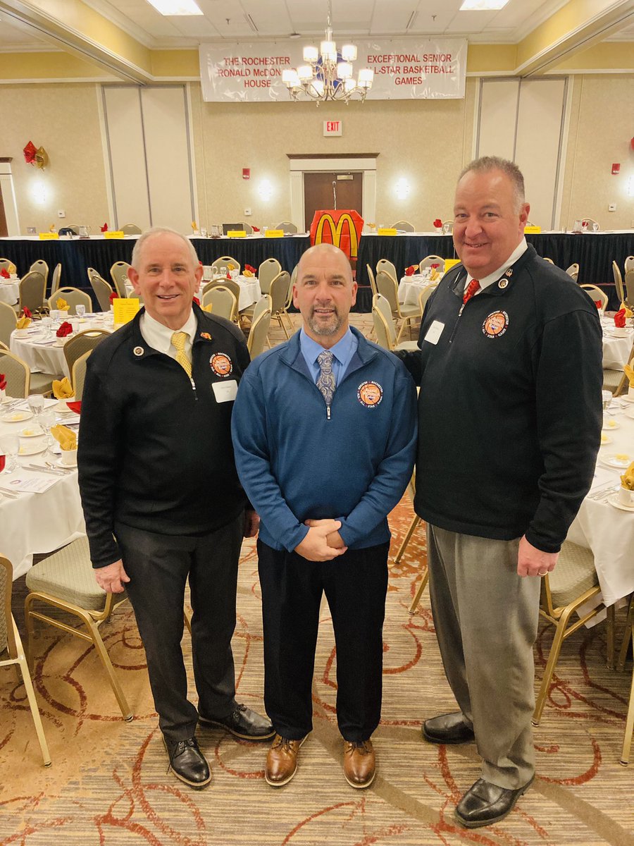 Roc_RM_AllStars's tweet photo. ‼️ Shout out to the RMH Senior All-Star game committee and volunteers that help make this event possible!

⭐️Rich Dibble (Game Chairman)

⭐️Dave Dence, Dan Wing, Mike Padulo &amp; Ron Plummer (Game Coordinators)

⭐️ Countless others including referees from @IAABOBoard60 &amp; CWGBO 🏀 https://t.co/aVu0mExo0b
