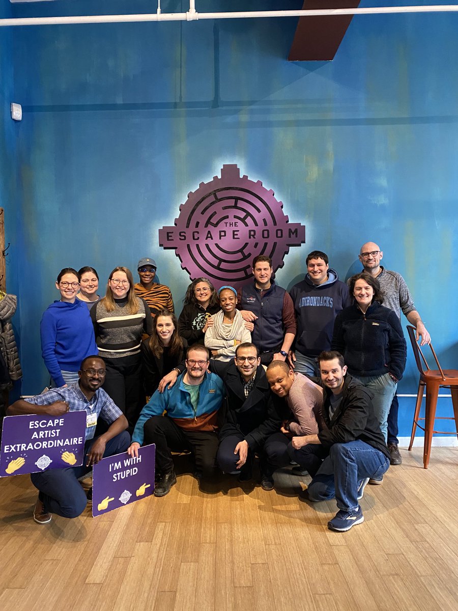 It’s Melnick Day!
Our @mainemedsurg residents traded their diagnostic hats for detectives hats at The Escape  Room. No resident was left behind. 

#ResidentWellness