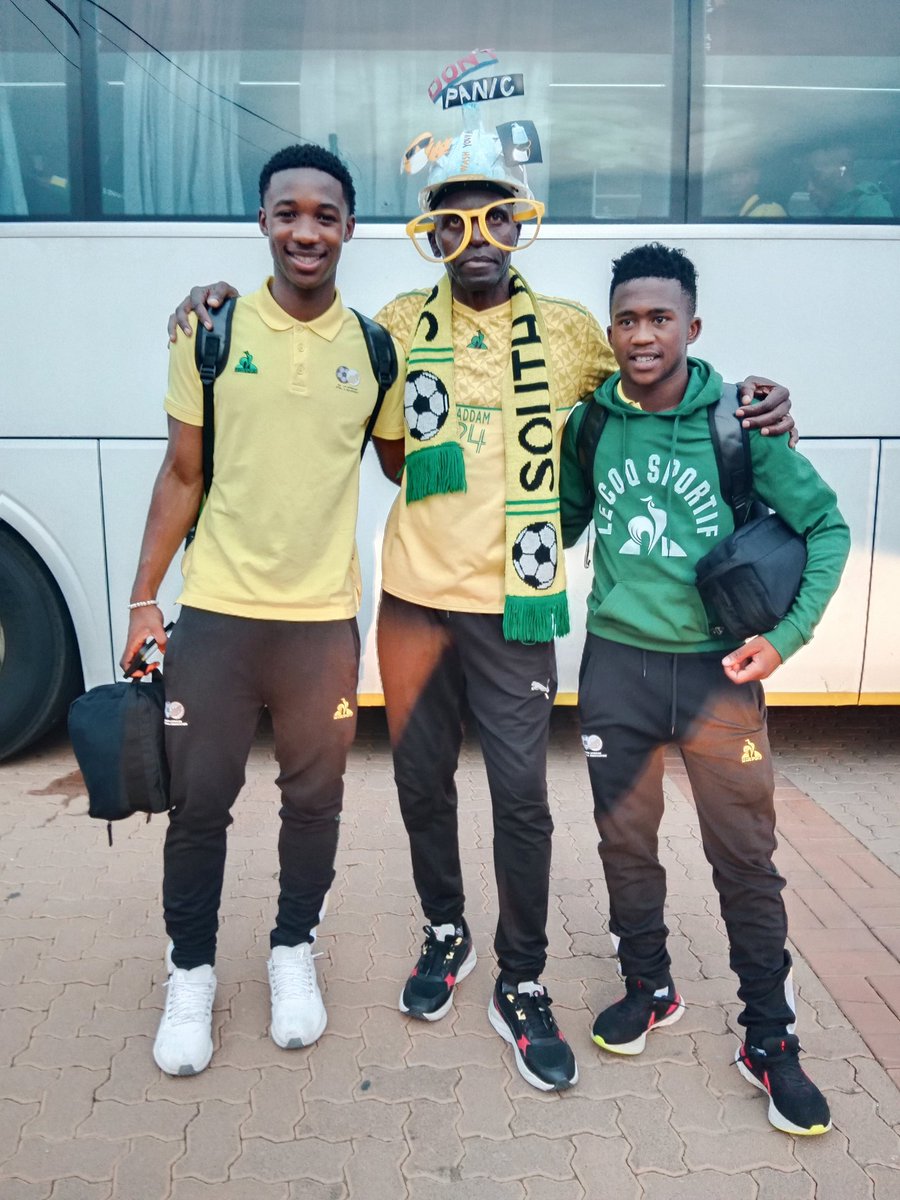 TjoviTjo feed your eyes, SANASU NATIONAL SUPPORTERS President Saddam TjoviTjo Maake together with Mdu Shabalala &amp; Samkelo Zwane at Dobsonville stadium 23 March U23 Amajimbos 1 Congo 1 full time scores, <a href="/SAFA_net/">SAFA.net</a> <a href="/KaizerChiefs/">Kaizer Chiefs</a> <a href="/kaizerm_jr/">Kaizer Motaung Jr</a>
