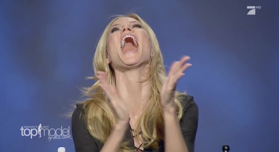 RiaRaeDay's tweet photo. Anya nach Elsa’s Rauswurf grad insgeheim wahrscheinlich so:
#gntm https://t.co/30BW3pKTBA