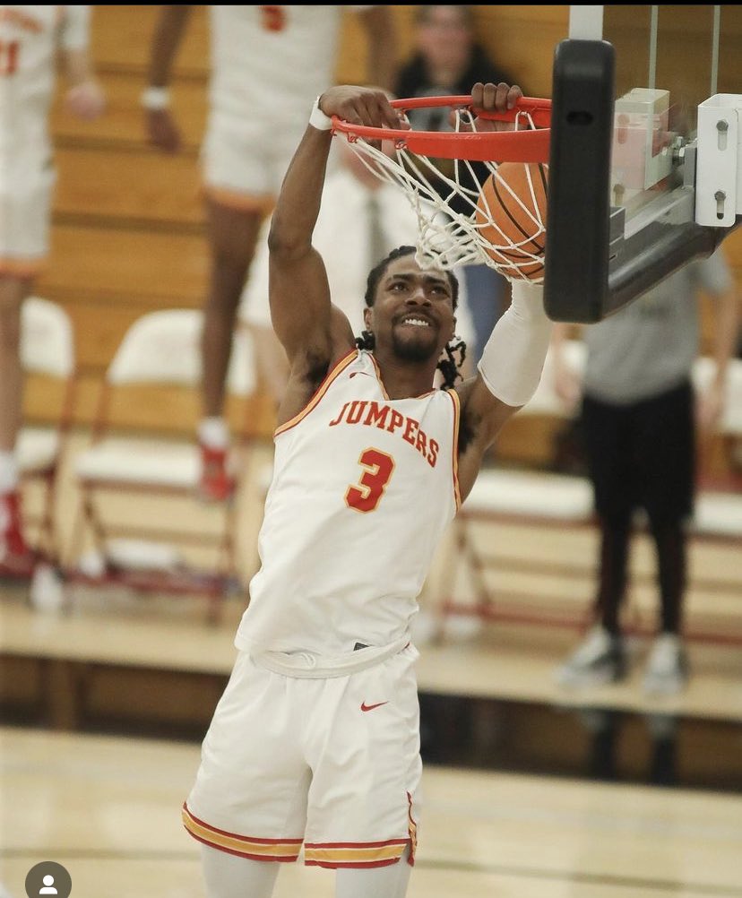 Aurrion Harris 6’3  Sophomore
Columbia College 
1st team all conference
CVC Defensive Player of the year 
All state 
3.59 GPA
2 Years of Eligibility left 
10.5 ppg, 7.4 reb, 2.3 Assists 

m.youtube.com/watch?v=y0y7S_…

youtu.be/lfP6KMBJP2g