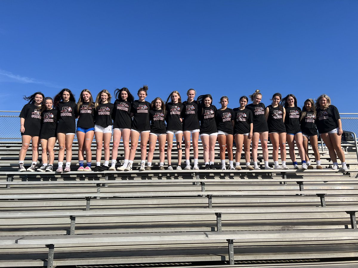 GHSLadyIndians's tweet photo. Thanks so much to @SCUnited_FC for our new training kits. We love them! https://t.co/y5hln8oJFX