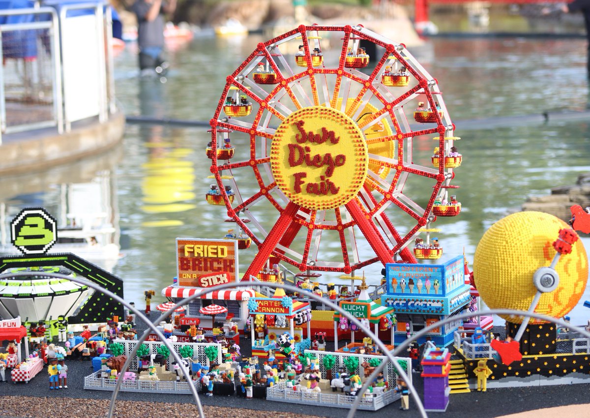 MINILAND San Diego is officially OPEN at LEGOLAND California! ☀️🌴🌊

A team of 70 Master Model Builders used more than 5 million LEGO bricks to construct a realistic 30-foot beach, streets lined with 120 palm trees, and 55 San Diego landmarks!