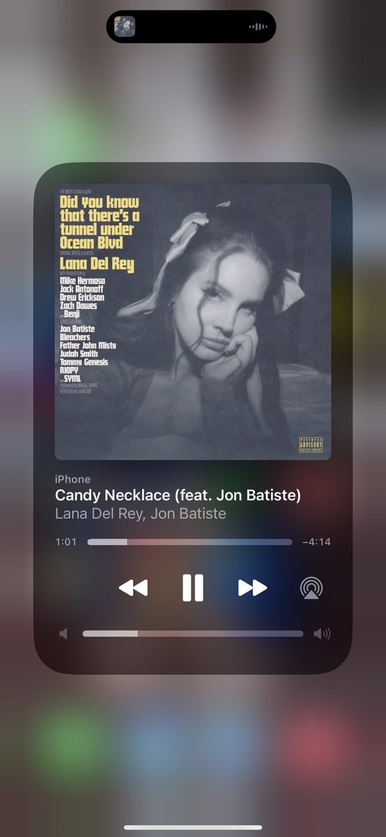 lostinyosemite's tweet photo. CANDY NECKLACE!!!!! https://t.co/qiulVsZz4F