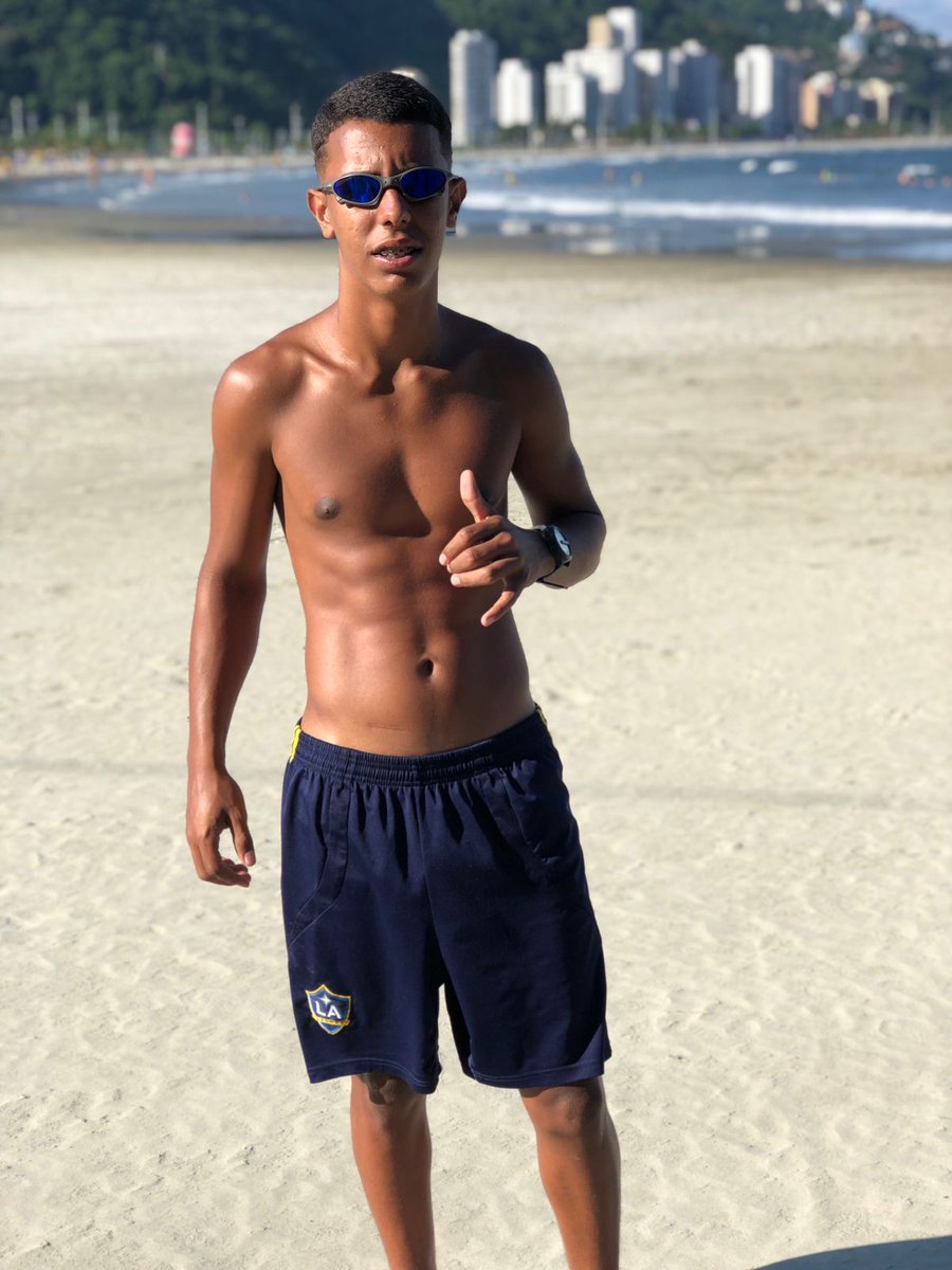 Flaviio_013's tweet photo. vai flopar msm🤦🏽‍♂️ https://t.co/kxDCdg9ctZ