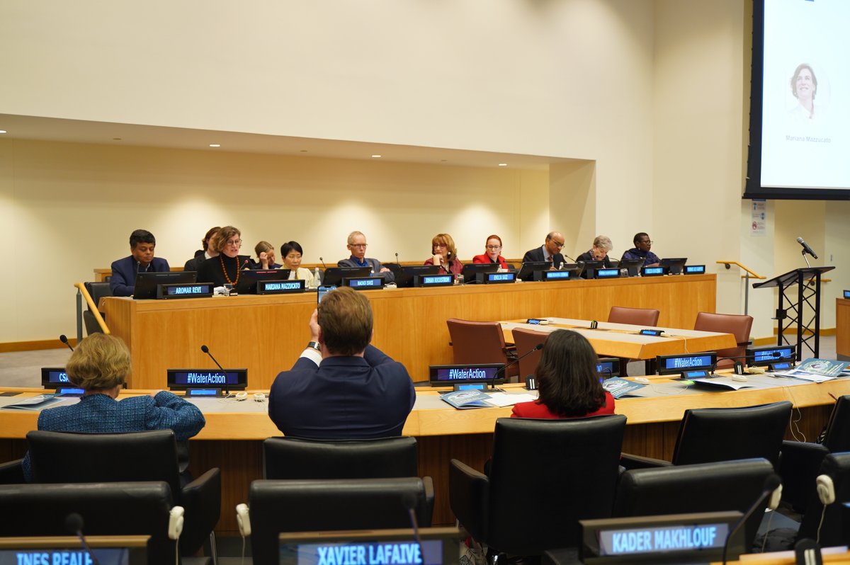 uclg_org's tweet photo. The @watercommongood calls on the need to transform our systems, to get our hands dirty to transform #water governance. We need outcomes-oriented policies and procurement, & integrated efforts to move away from our siloes ensuring the right to water
#Listen2Cities #WaterAction https://t.co/ql35OURKek