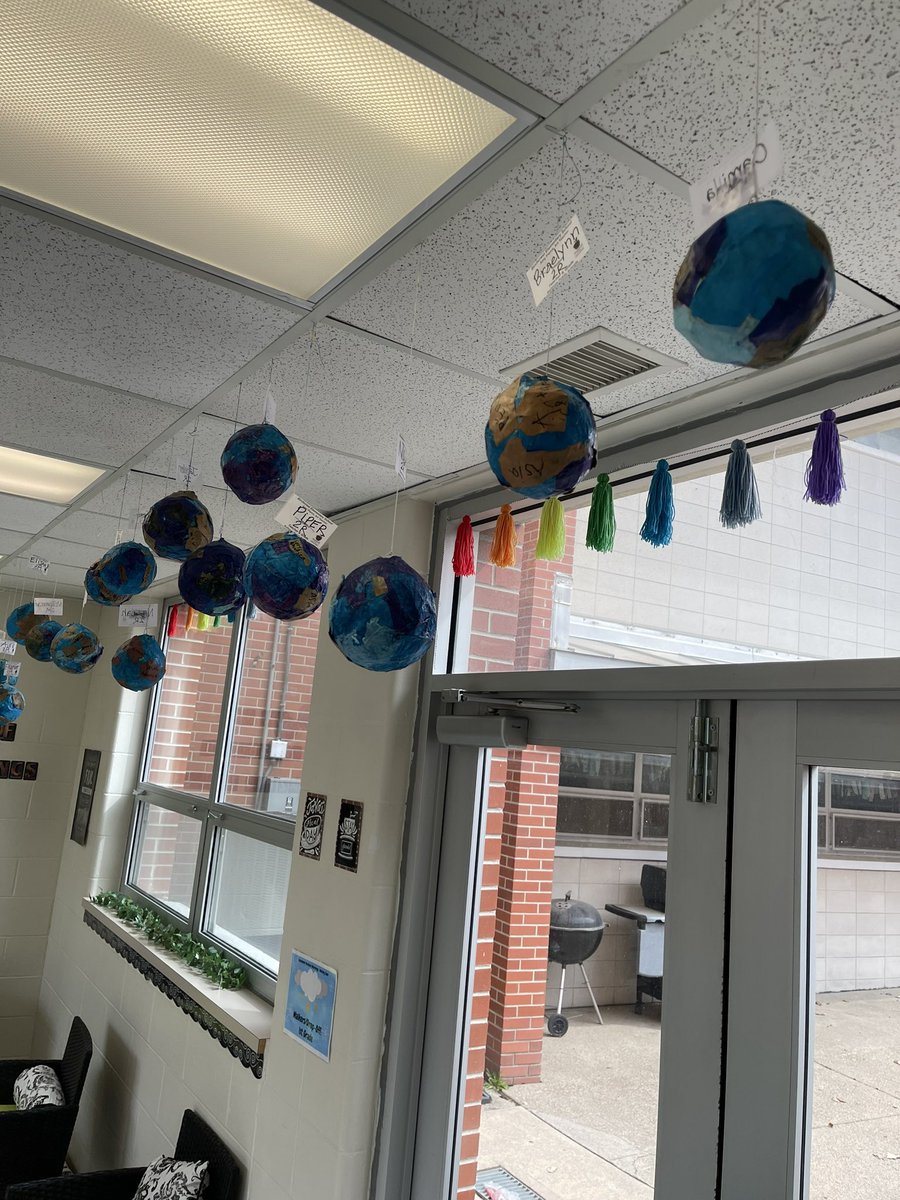 Mrs. Roth's Class tweet media