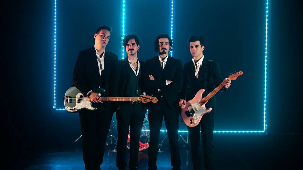 DigitalTourBus's tweet photo. Zebra Libra tells you about who they would want to have on their dream tour lineup! Check out thier picks at https://t.co/81262dN6i0
#zebralibra #digitaltourbus #dreamtour #musician #interview #band #alternativerock #altrock #rockband #rockmusic #music https://t.co/N8qq4WnSFd