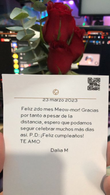 Weeeeeeeeeeey amo a mi novia, nunca me hab&iacute;an dado detalles tan bonitos en la vida &hearts; https://t.co/pL
