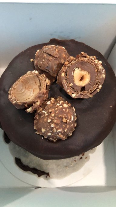 Weeeeeeeeeeey amo a mi novia, nunca me hab&iacute;an dado detalles tan bonitos en la vida &hearts; https://t.co/pL