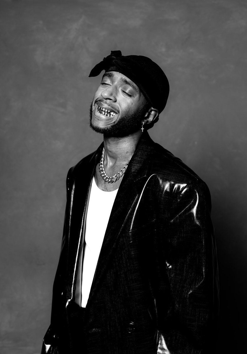6LACK's tweet photo. Since I Have A Lover, the album 💐 
out @ midnight (EST) — @pausemaguk 📸 #SIHAL https://t.co/ew9X5h0HxK
