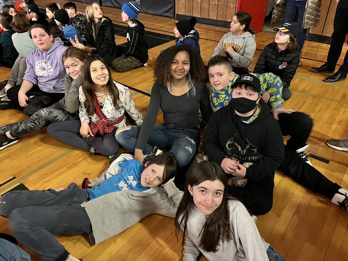 Wes Hosford School tweet media