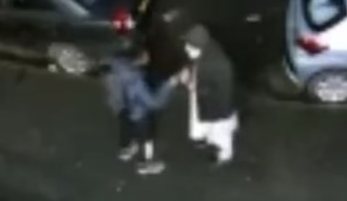 MohammedAbbasi's tweet photo. ‘ Islamophobic hate crime ?' what do you guys call it when two elderly Muslims who were attacked are attacked by another Muslim? Where are the Islamophobia-chattering politicians? https://t.co/QwhXsecDov