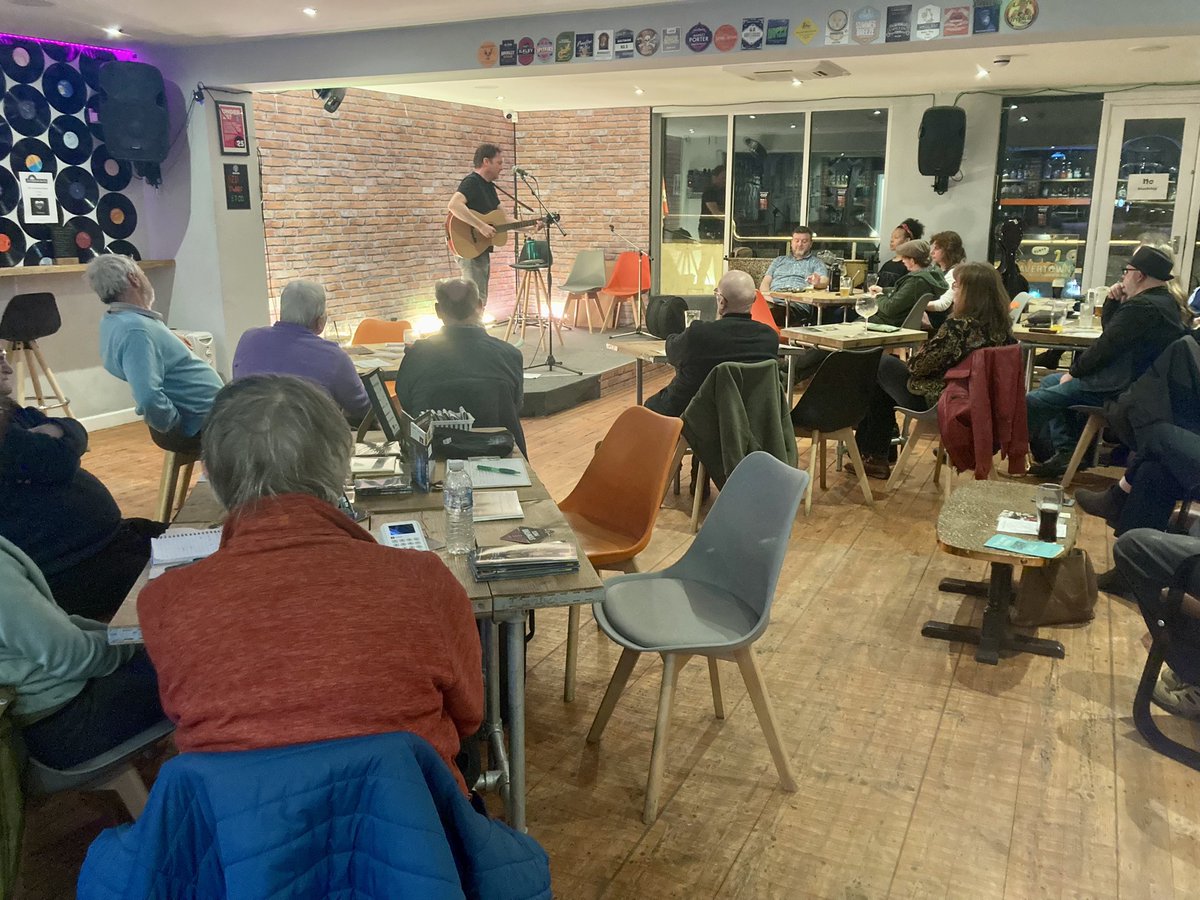 GregMulholland1's tweet photo. At the famous @TopicFolk #TopicFolkClub #Bradford, the world’s oldest operating #folkclub at @PadShipley #GroovePad enjoying the excellent @ChrisRonMusic, last night of his UK tour. Chris is from Derbyshire but lives in Canada. Love the blend of folk, Americana & Neil Young! 🎶🎵 https://t.co/aLOdyNNYGa