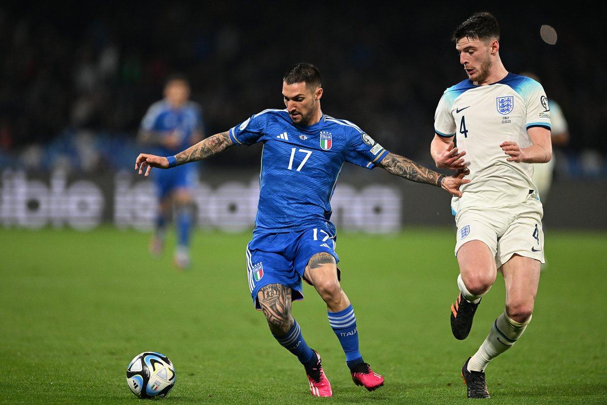 Azzurri's tweet photo. A testa alta! Forza Azzurri 💙
#EURO2024 #IngIta
#Nazionale #Azzurri #VivoAzzurro https://t.co/YYyTCWEa2J