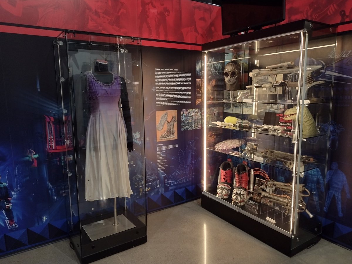 InsidethePipe's tweet photo. And done! If you're in the Dallas-Fort Worth area in 2023, come on by the National Videogame Museum @nvmusa and check out the exhibit!

Special thanks to this fantastic venue for hosting an even larger version of this collection than what we did for the 25th anniversary exhibit! https://t.co/7nh0v9j8pf