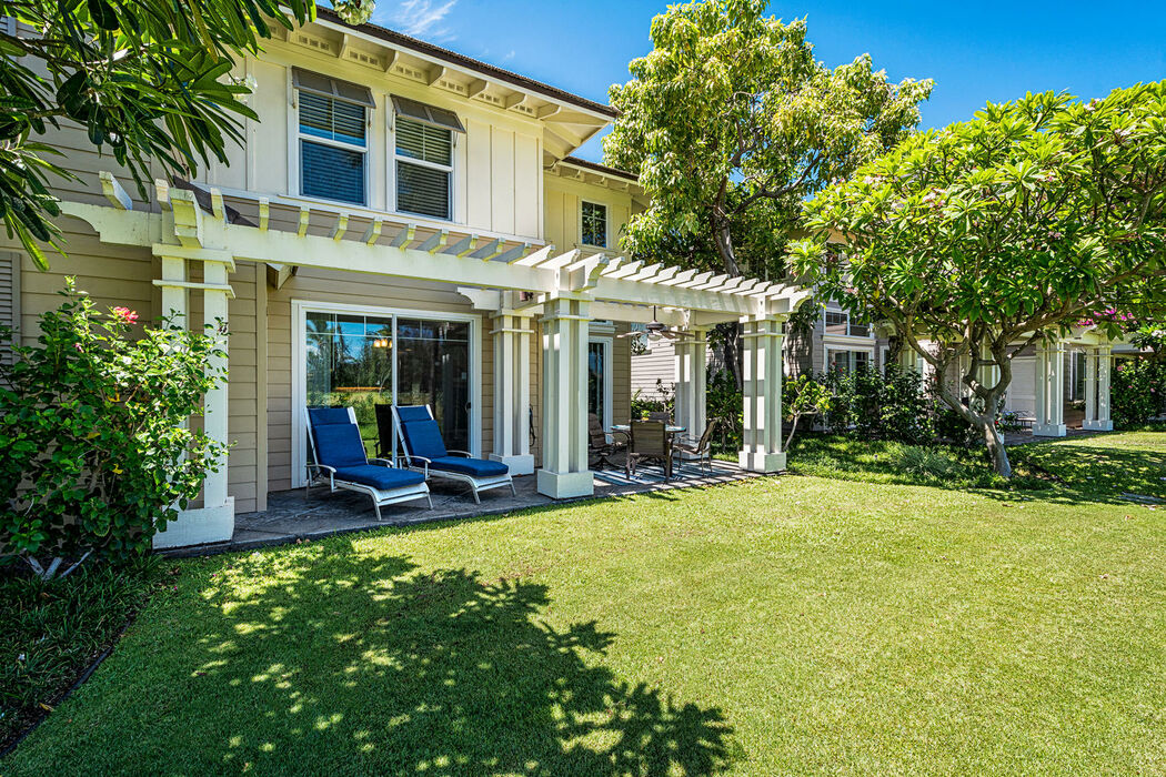 Fairway Villas Waikoloa G1
3 BEDS | 3 BATHS

 This gorgeous townhome is approximately 1600 sq feet with an additional 329 sq ft of lanai space.

Take a virtual tour: ow.ly/FCZS50Nqz1Q