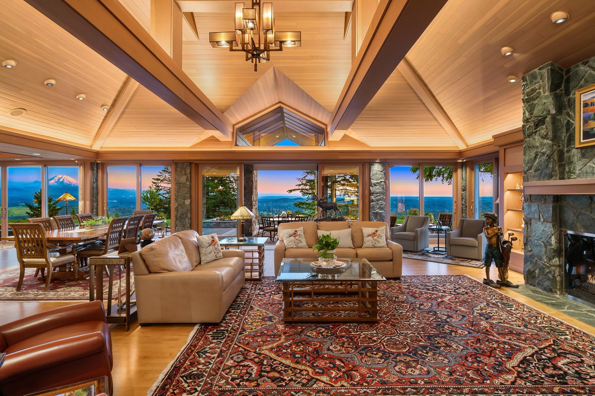 RealogicsSIR's tweet photo. A masterpiece of Northwest Modernism.

📏11,412 Square Feet
🌲 10 Acres
✏️ Ralph Anderson-designed
👓 270-degree views

Represented by Jay Kipp.

View property details and discover much more at https://t.co/HBgPN3cvPE https://t.co/JQekb8Utlu